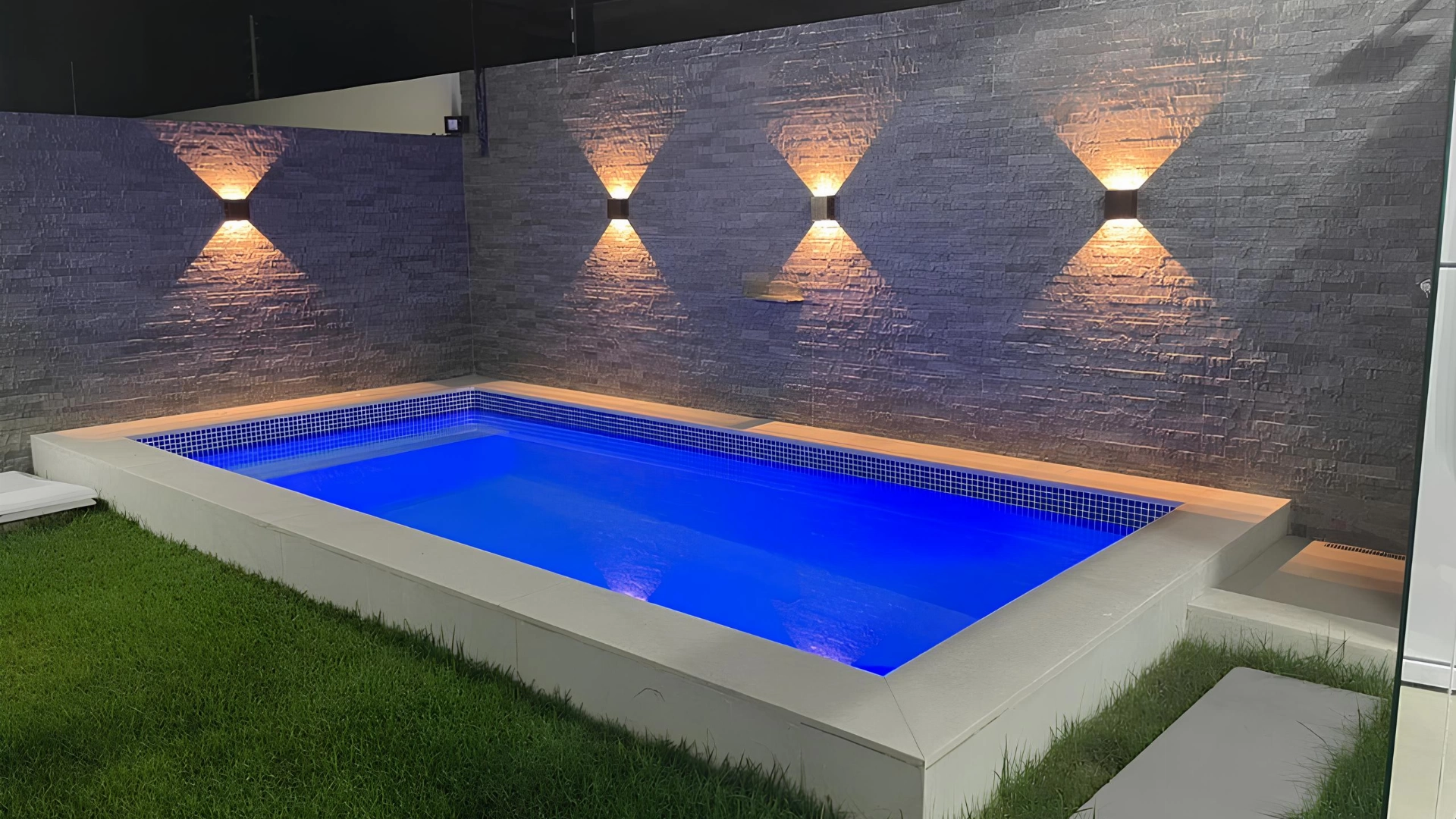 Nova Rio Piscinas de Fibra